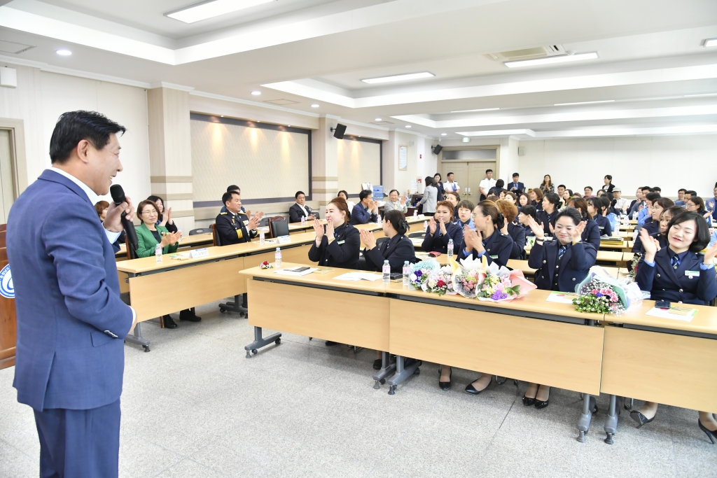논산시의회(의장 김진호) “2019년 녹색어머니 논산지회 발대식” 참석 이미지(3)