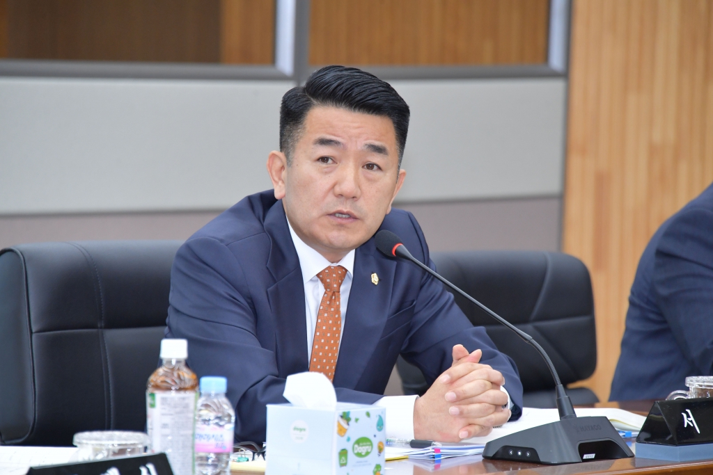 제268회 논산시의회 제2차 정례회-2025년도 논산시 행정사무감사(제4일차) 2025.11.28(금) 이미지(10)