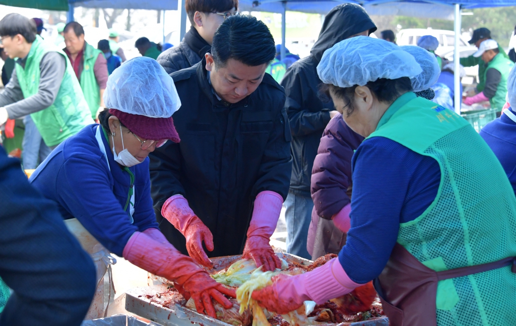 2023년 따뜻한 겨울나기 사랑의 김장담그기 나눔봉사 논산시새마을회(논산시 시민운동장) 2023.11.16(목) 이미지(5)