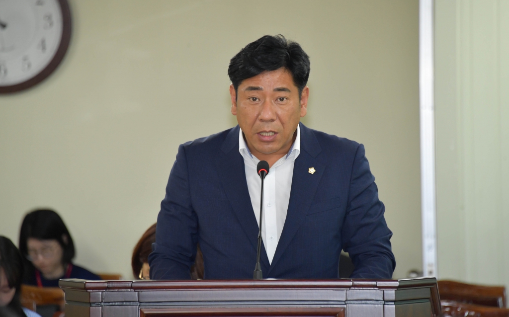 조례안 심사, 2023회계연도 결산 승인안 예비심사, 2024년도 제1회 추가경정예산안 예비심사(의회운영 제1차) 2024.06.17(월) 이미지(3)