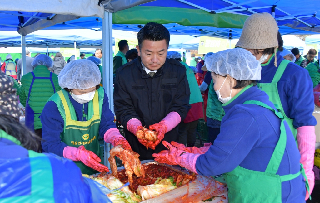 2023년 따뜻한 겨울나기 사랑의 김장담그기 나눔봉사 논산시새마을회(논산시 시민운동장) 2023.11.16(목) 이미지(3)