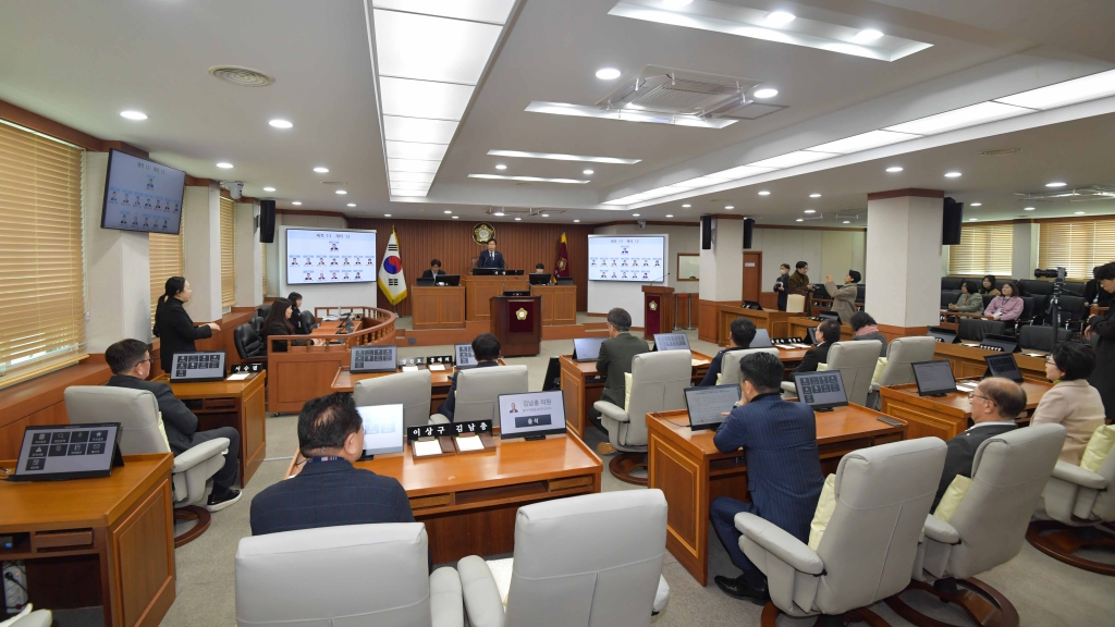 제269회 논산시의회 임시회 개회 2026.01.20(화) 이미지(3) 제269회 논산시의회 임시회 개회 2026.01.20(화) 이미지(3)