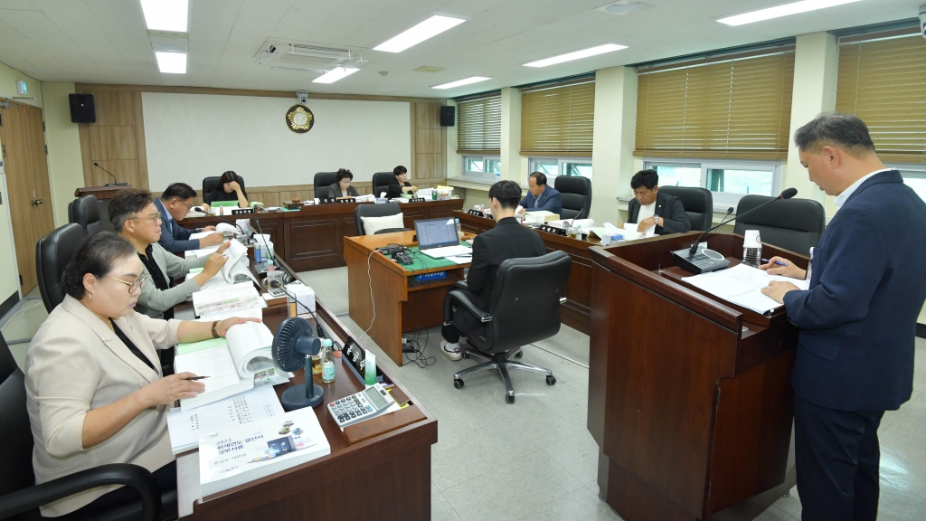 2023회계연도 결산 승인안 예비심사 등 행정자치(제2차) 2024.06.19(수)  이미지(6)