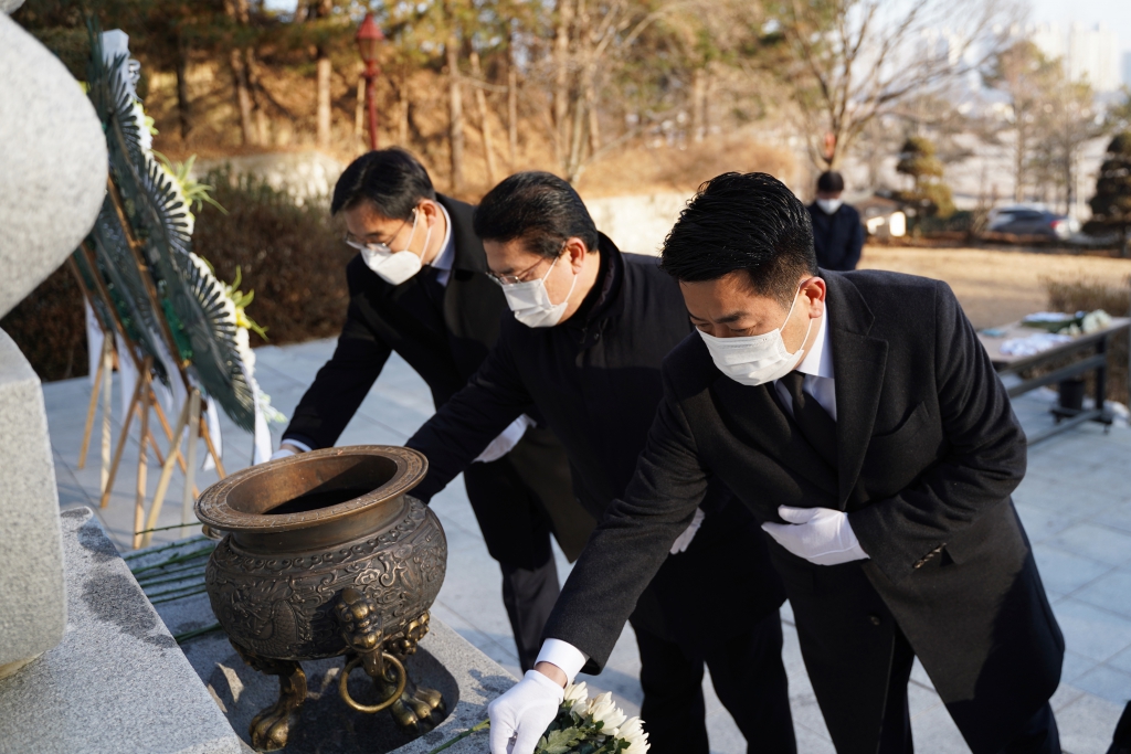 충령탑 참배 이미지(1)