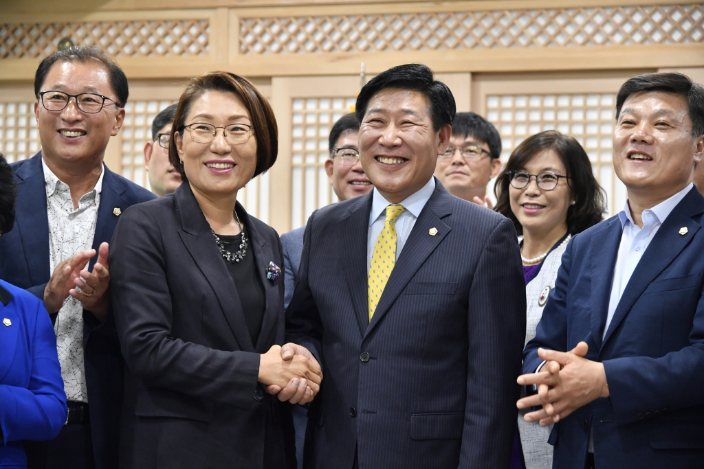 논산시의회 논산계룡교육지원청과의 간담회 이미지(2)