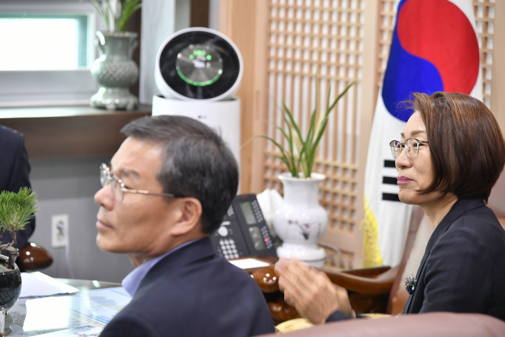 논산시의회 논산계룡교육지원청과의 간담회 이미지(4)