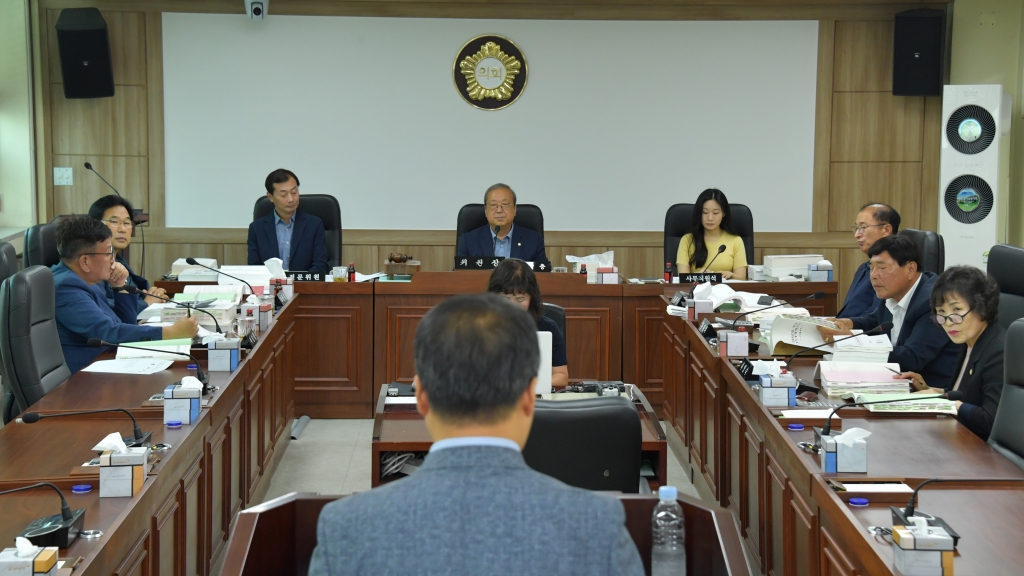2023회계연도 결산 승인안 예비심사 등 산업건설(제5차) 2024.06.24(월) 이미지(1)