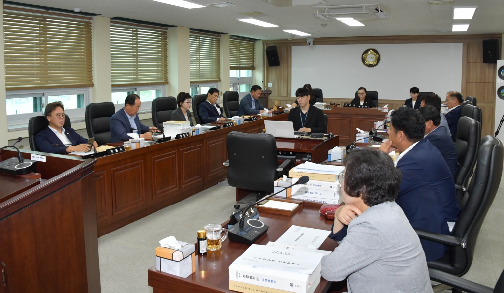 예산결산특별위원회 위원장 및 부위원장 선임(예산결산 제1차) 2024.06.17(월) 이미지(4)