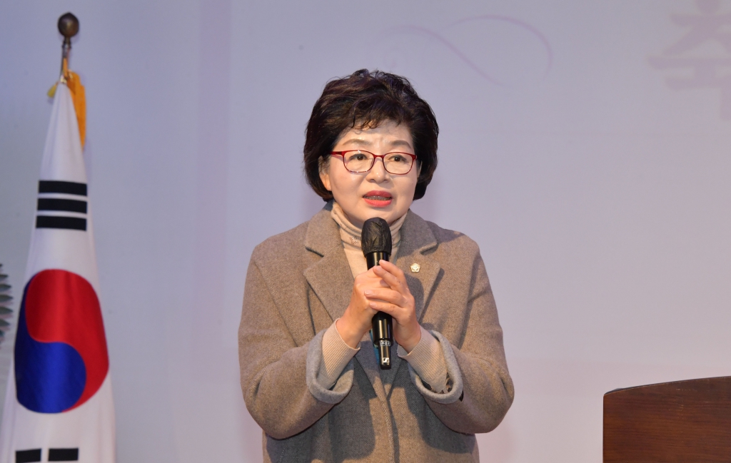 보육사업 유공자 표창 및 열린 어린이집 선정기관 수여식(논산문화원) 2024.12.03(화) 이미지(19)