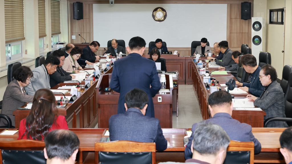 제270회 논산시의회 임시회-2026년도 주요업무 추진계획 보고 청취 등(산업건설 제3차)(연석) 2026.03.03(화)  이미지(1)