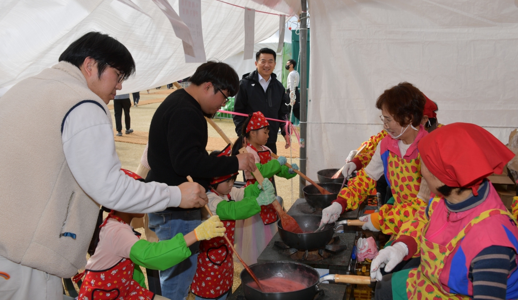 2024 논산딸기축제 마지막날 2024.03.24(일) 이미지(7)