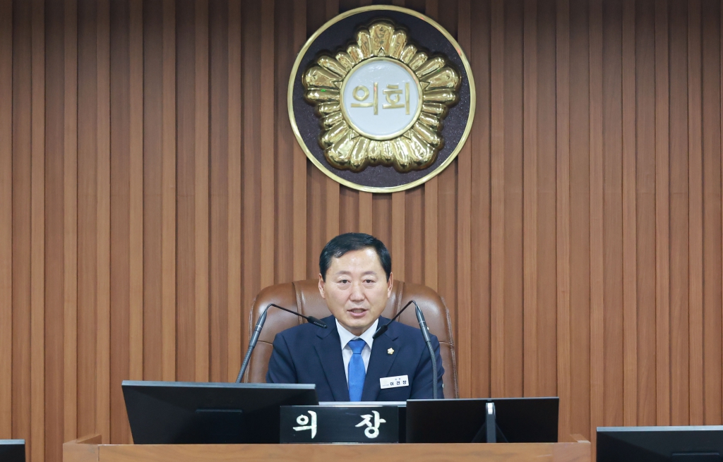 제274회 논산시의회 임시회 폐회 2026.08.27(목) 이미지(2) 제274회 논산시의회 임시회 폐회 2026.08.27(목) 이미지(2)