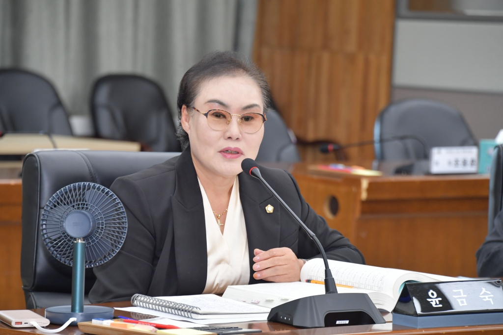 제268회 논산시의회 제2차 정례회-2025년도 논산시 행정사무감사(제4일차) 2025.11.28(금) 이미지(8)