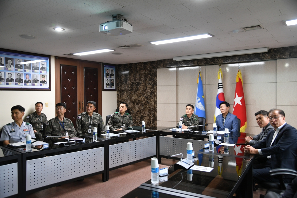 육군항공학교와의 간담회 이미지(4)