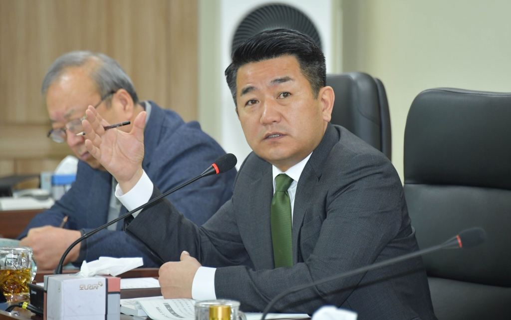 제262회 논산시의회 임시회-행정자치위원회(2025년도 주요업무 추진계획 보고 청취) 2025.02.20(목) 이미지(10) 제262회 논산시의회 임시회-행정자치위원회(2025년도 주요업무 추진계획 보고 청취) 2025.02.20(목) 이미지(10)