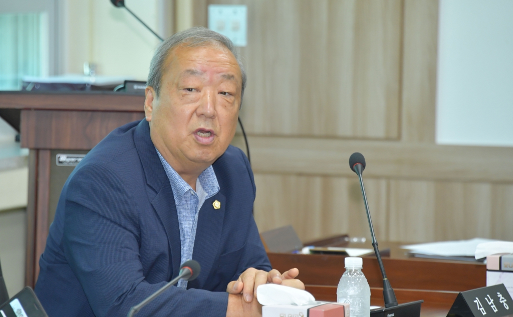 필수농자재 지원 관련 간담회(산업건설위원회) 2025.07.28(월) 이미지(6)