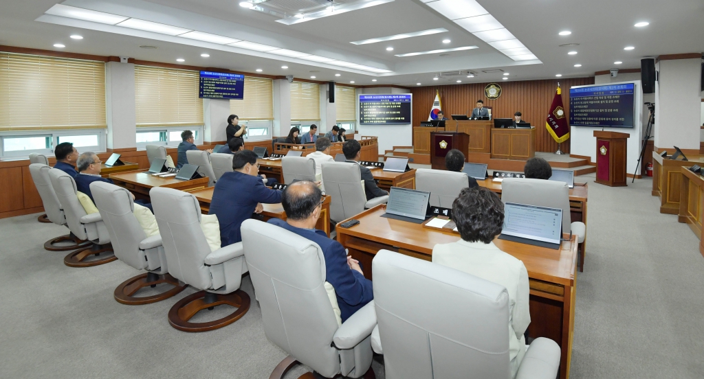 제255회 논산시의회 임시회 폐회 2024.05.23(목) 이미지(11)