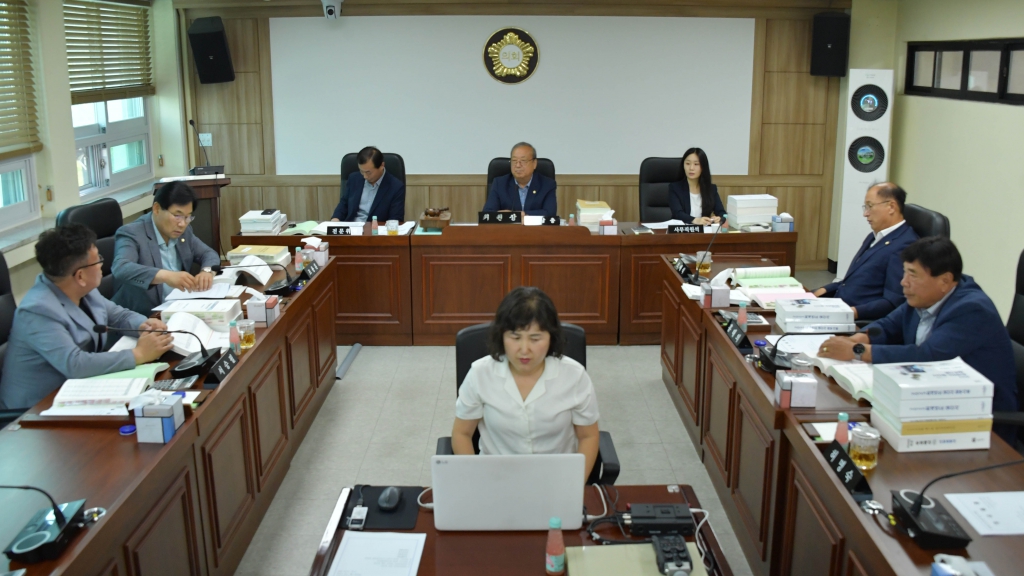  2023회계연도 결산 승인안 예비심사 등 산업건설(제2차) 2024.06.19(수)  이미지(1)
