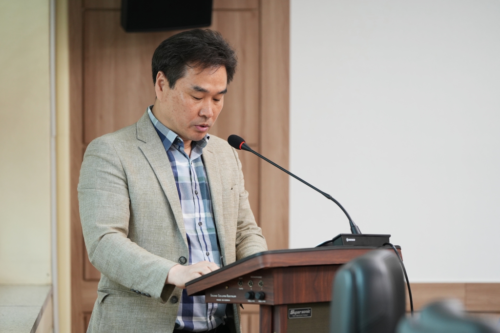 2023.05.24(수) 제243회 논산시의회 임시회 제1차 산업건설위원회 개최  이미지(9)