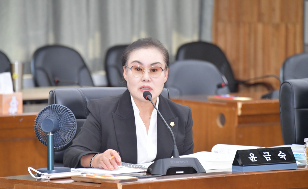 제268회 논산시의회 제2차 정례회-2025년도 논산시 행정사무감사(제5일차)  2025.12.01(월) 이미지(8)