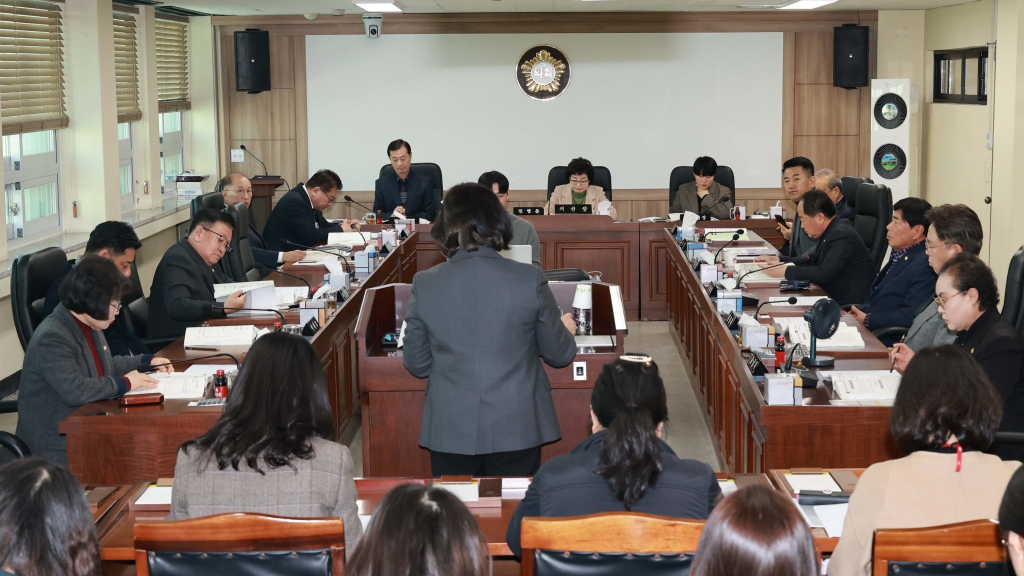 제270회 논산시의회 임시회-2026년도 주요업무 추진계획 보고 청취 등(행정자치 제4차)(연석) 2026.02.26(목)  이미지(1)