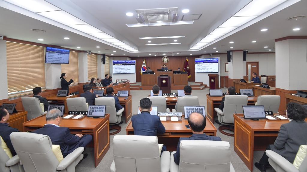 제268회 논산시의회 제2차 정례회 제3차 본회의 2025.12.08(월)  대표이미지
