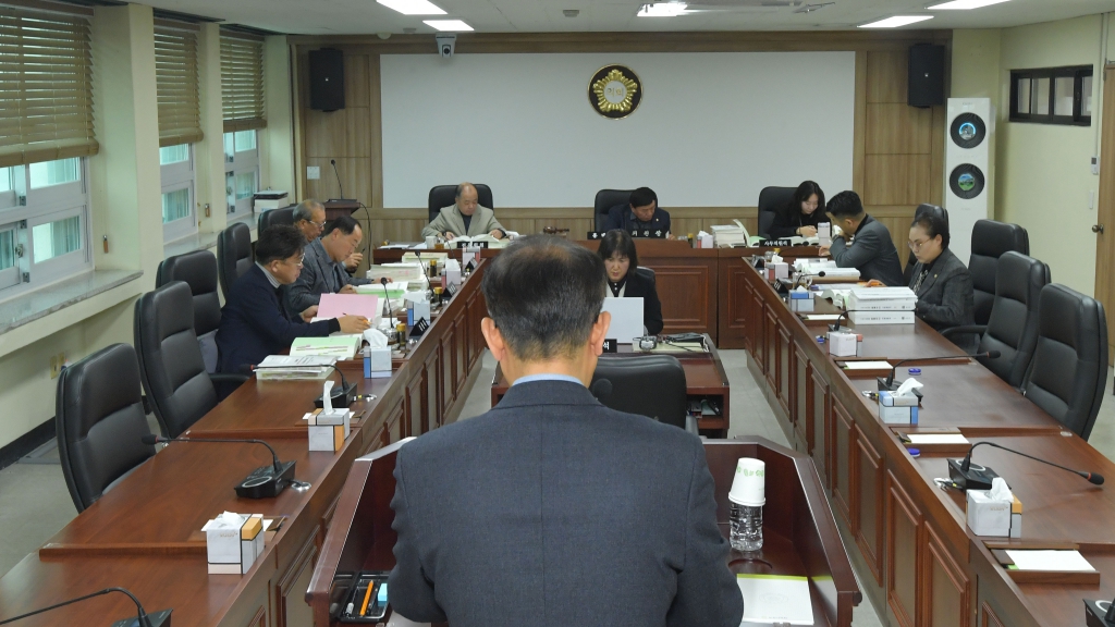 제268회 논산시의회 제2차 정례회-2026년도 예산안 예비심사(산업건설 제4차) 2025.12.11(목)  대표이미지