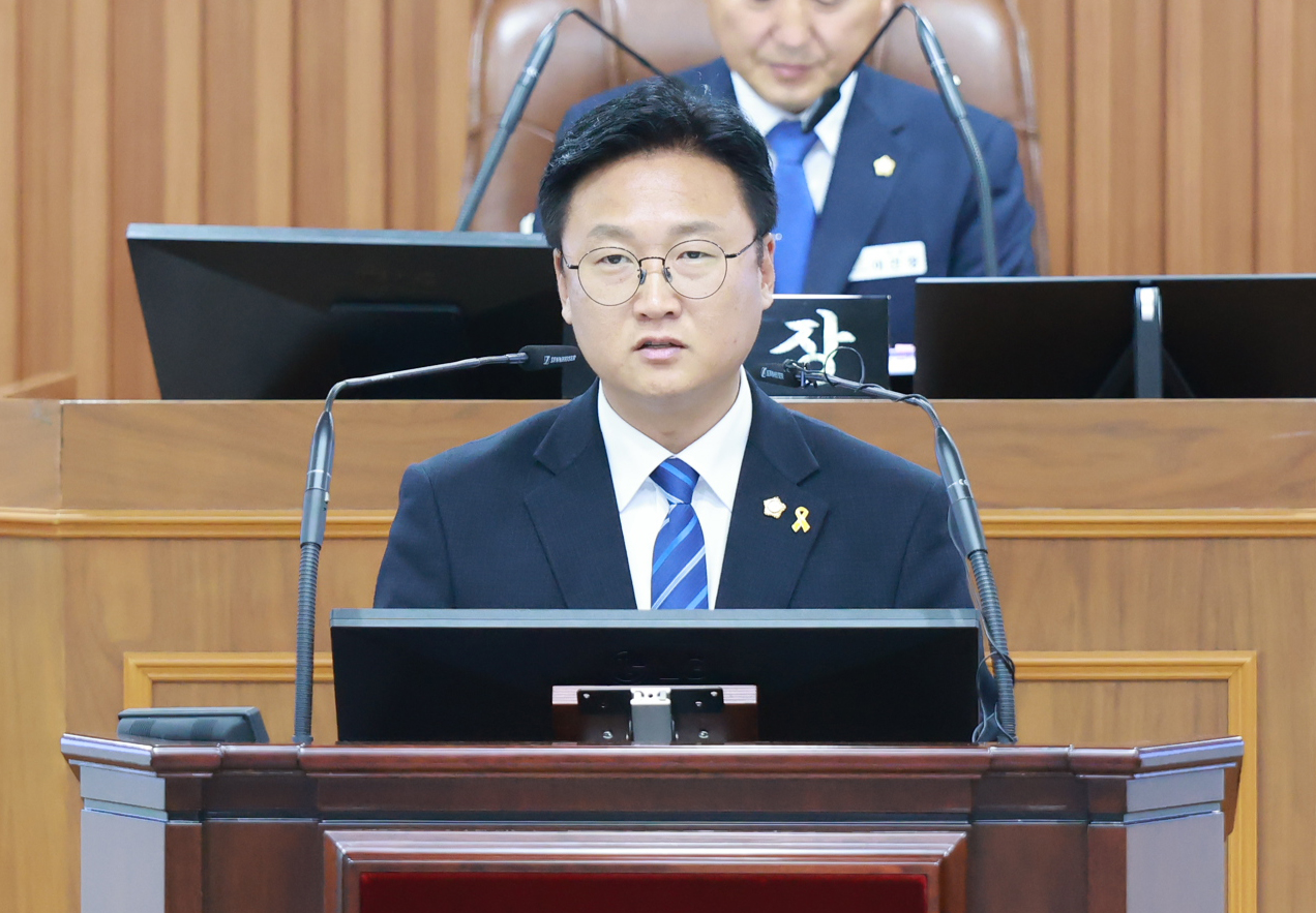 제10대 논산시의회 전반기 원구성 완료... 개원식 개최 이미지(4) 제10대 논산시의회 전반기 원구성 완료... 개원식 개최 이미지(4)