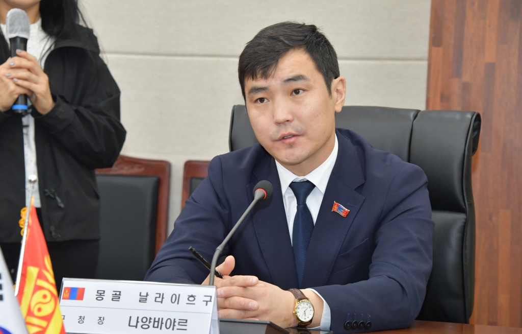 논산시의회 조용훈 의장, 몽골 날라이흐구 대표단 접견 이미지(2)