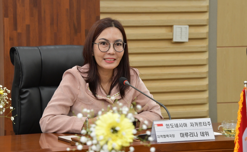 논산시의회 조용훈 의장, 인도네시아 자카르타주 정부 관계자 등 접견 이미지(2)