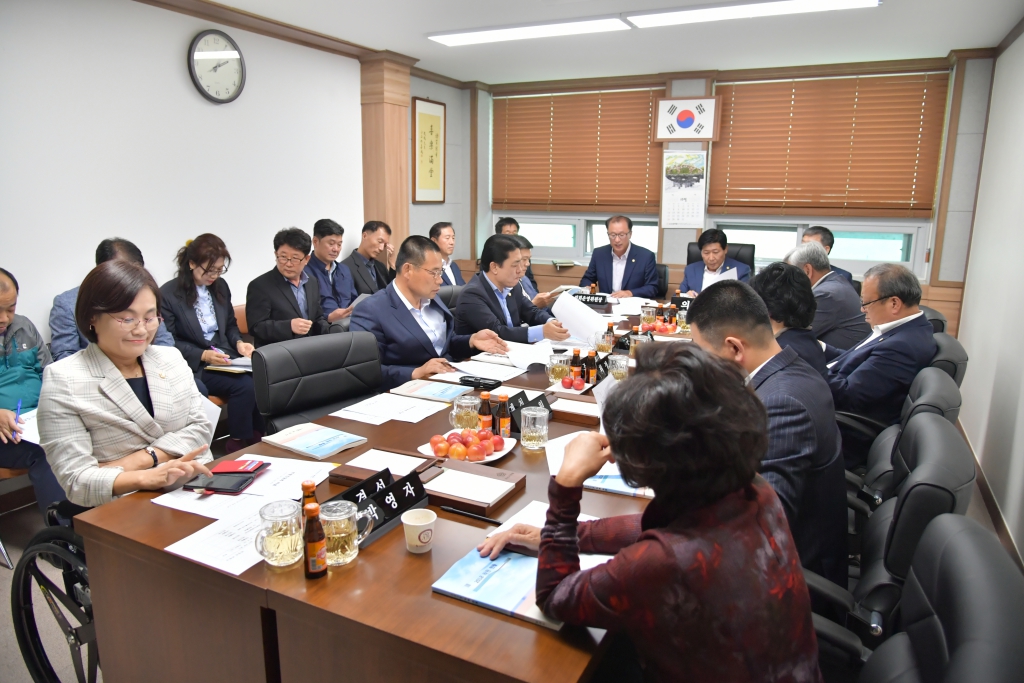 논산시의회, 제7차 의원간담회 개최 이미지(1)